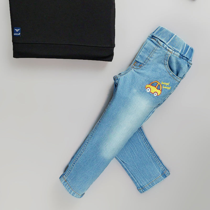 Boy's Set Of Printed Black T-shirts And Denim Pants