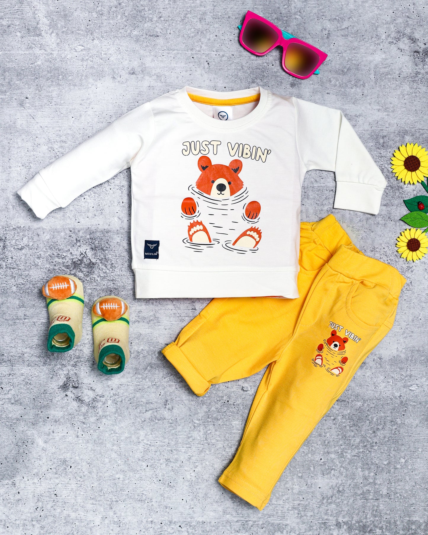 Boy's Set of White T-shirt and Yellow Pants With Cute Bear Print